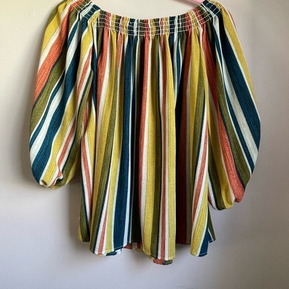 Dressy blouse on/off shoulders women’s size Small - Picture 7 of 14